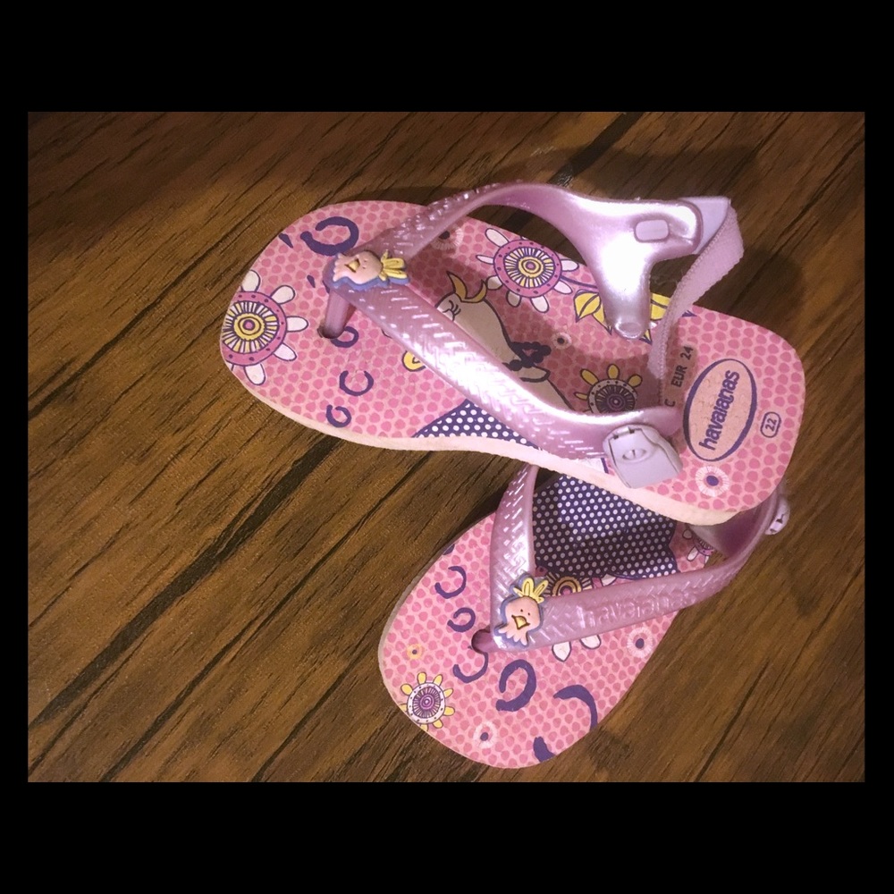 Little girls flip flops